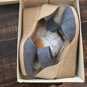 Anne Klein Cream Accent Collection